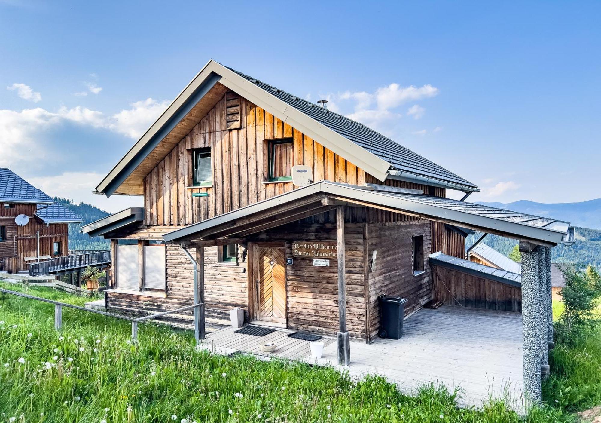 1A Chalet '4 Jahreszeiten' Ski Fahren Und Jacuzzi Mit Aussicht! Бад-Санкт-Леонхард Экстерьер фото
