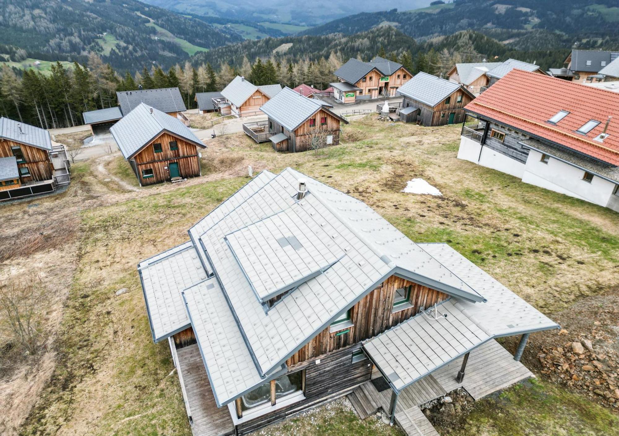 1A Chalet '4 Jahreszeiten' Ski Fahren Und Jacuzzi Mit Aussicht! Бад-Санкт-Леонхард Экстерьер фото