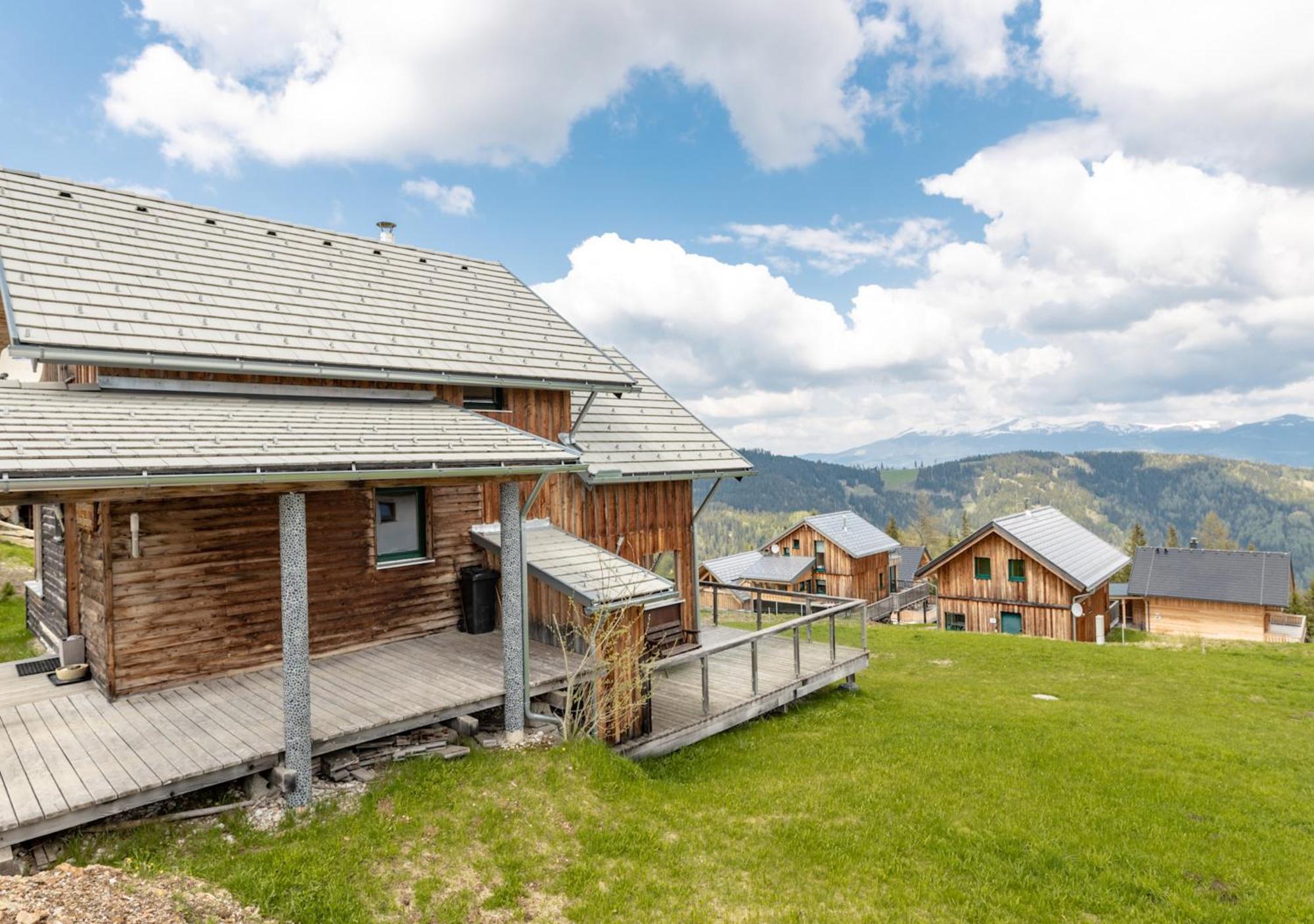 1A Chalet '4 Jahreszeiten' Ski Fahren Und Jacuzzi Mit Aussicht! Бад-Санкт-Леонхард Экстерьер фото