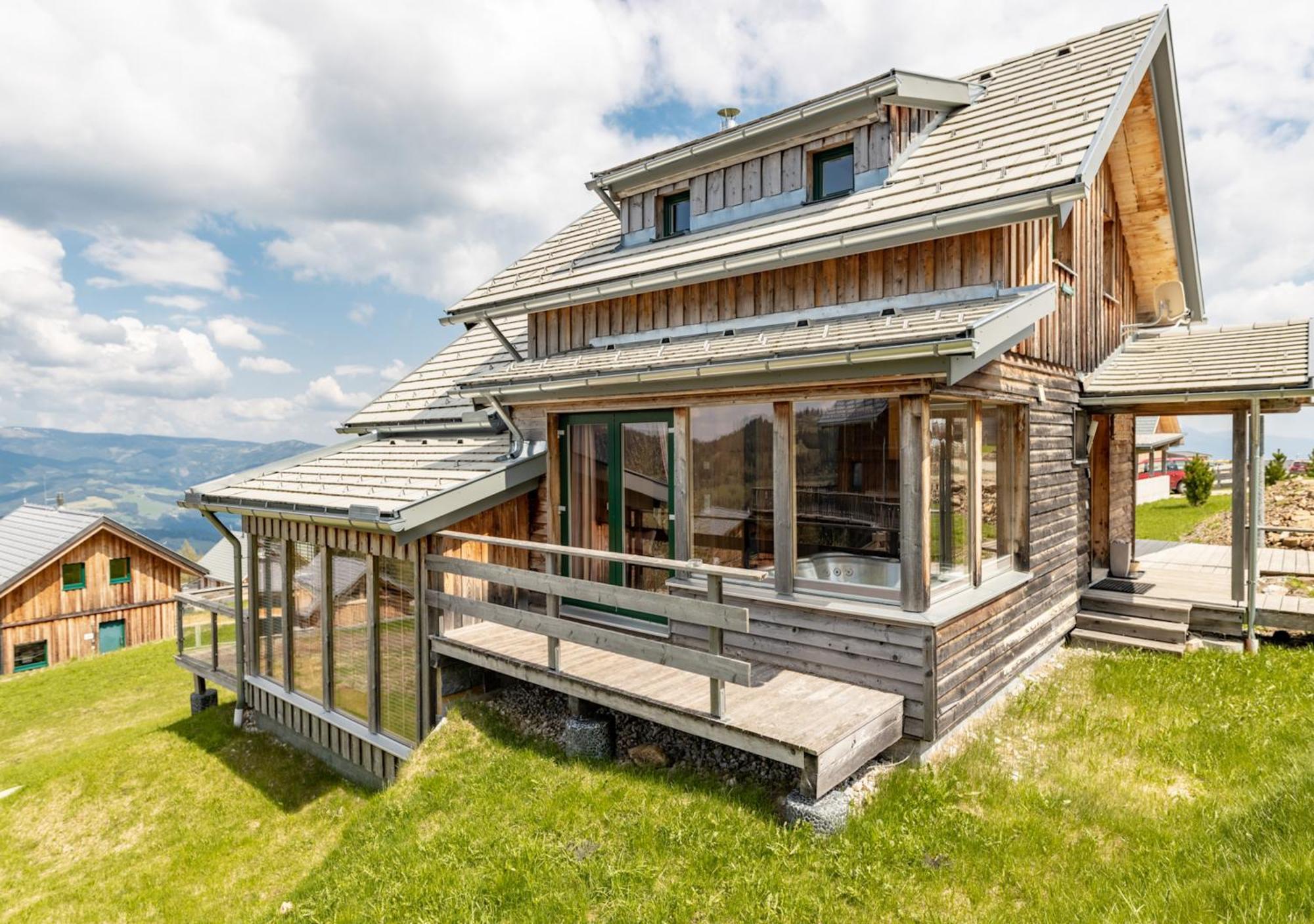 1A Chalet '4 Jahreszeiten' Ski Fahren Und Jacuzzi Mit Aussicht! Бад-Санкт-Леонхард Экстерьер фото